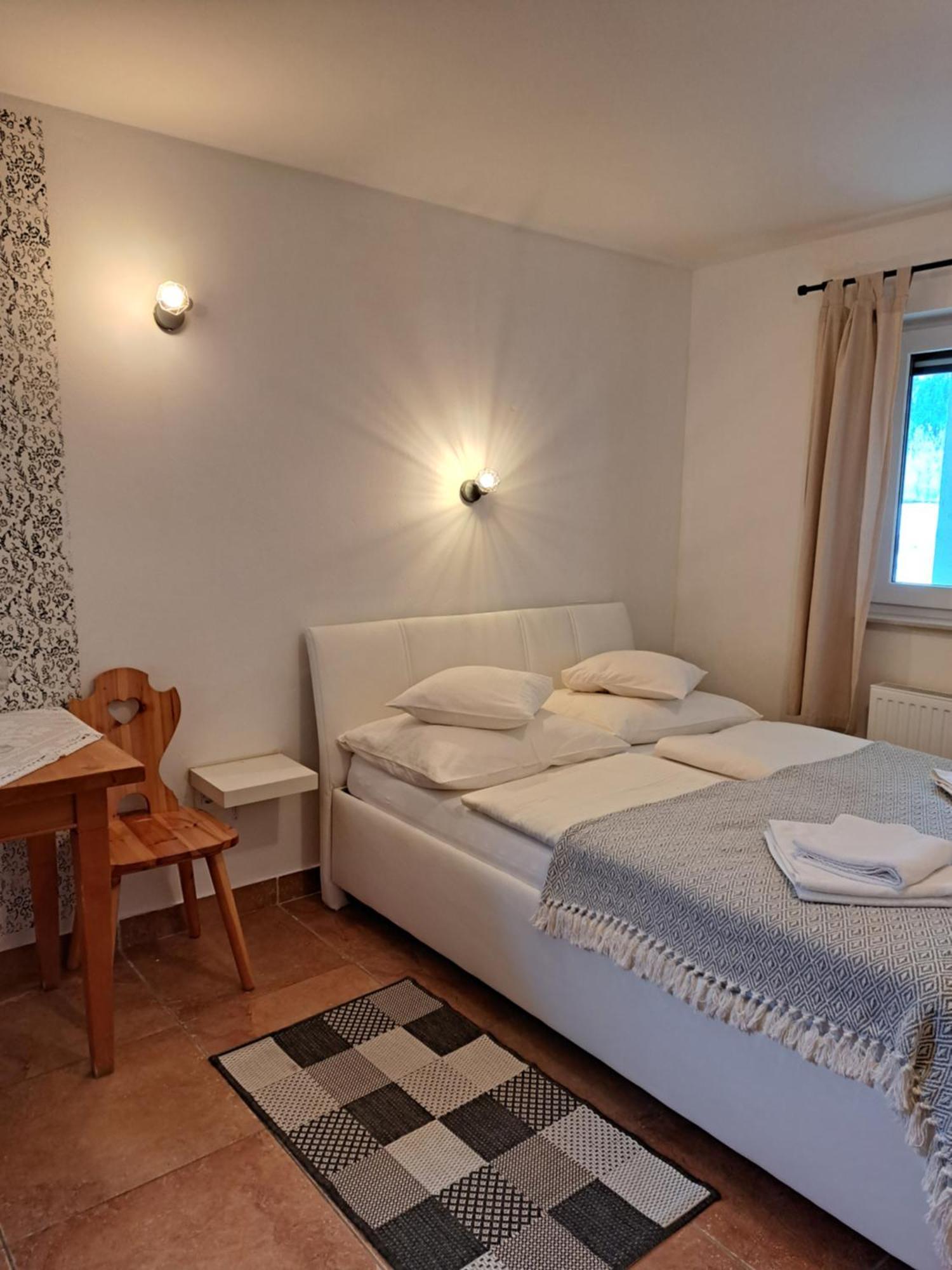Kristijan Appartement *